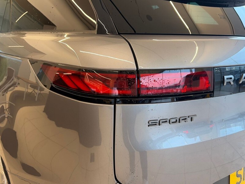 Used Land Rover Range Rover Sport 2023 for sale - 77718126: Photo 19