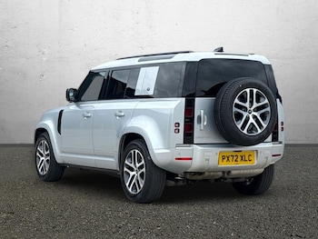 Used Land Rover Defender 2022 for sale - 78408444: Photo
