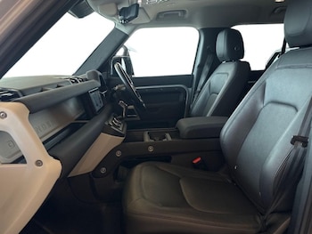 Used Land Rover Defender 2022 for sale - 78408444: Photo