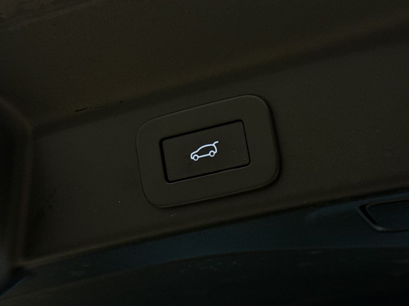 Used Jaguar F-Pace 2023 for sale - 77607082: Photo 42