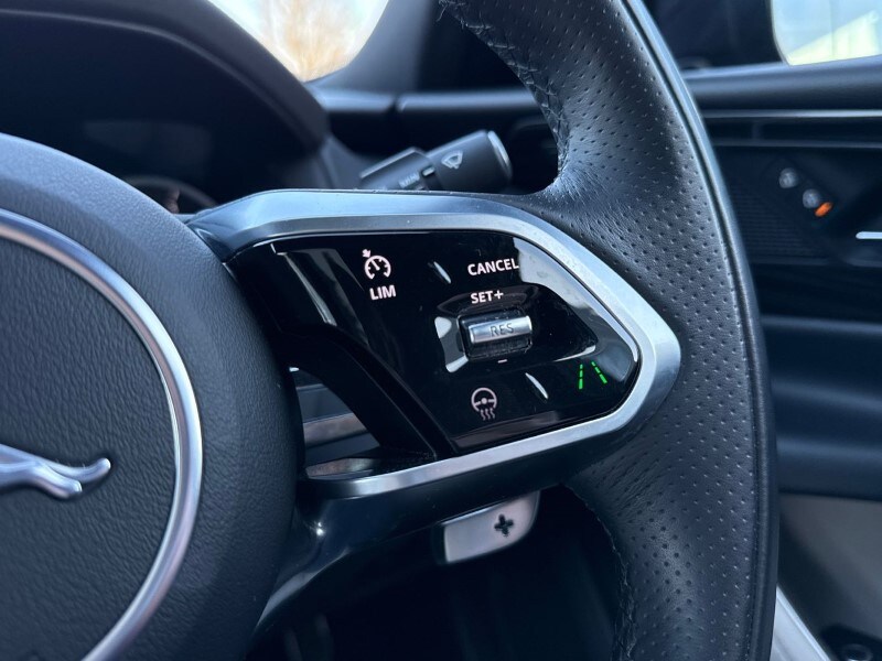 Used Jaguar XE 2022 for sale - 77762926: Photo 29