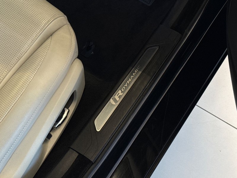 Used Jaguar XE 2022 for sale - 77762926: Photo 37