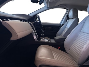 Used Land Rover Discovery Sport 2019 for sale - 78344060: Photo