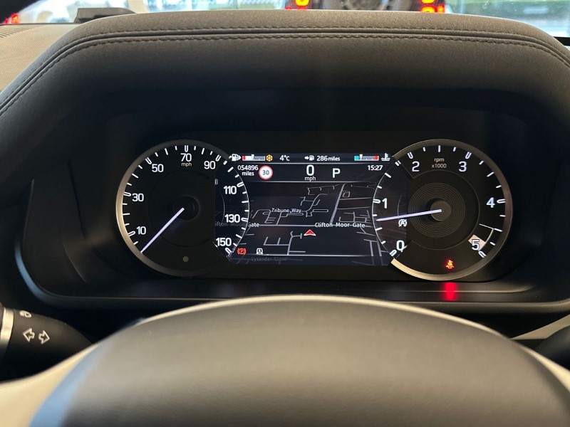 Used Land Rover Defender 2022 for sale - 77207076: Photo 16