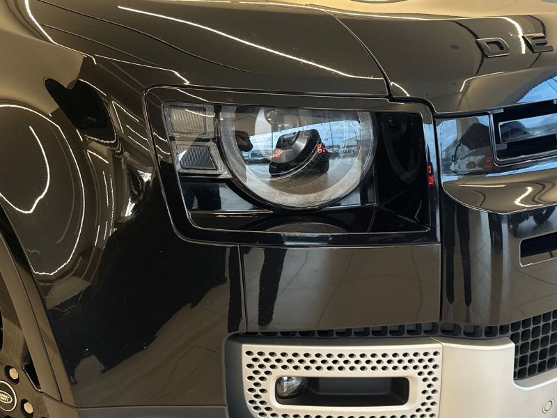 Used Land Rover Defender 2022 for sale - 77207076: Photo 17