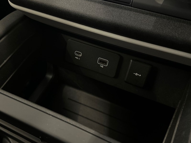 Used Land Rover Defender 2022 for sale - 77207076: Photo 35