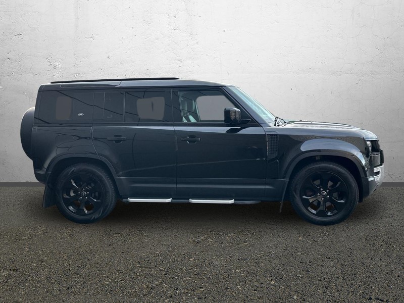 Used Land Rover Defender 2022 for sale - 77207076: Photo 5