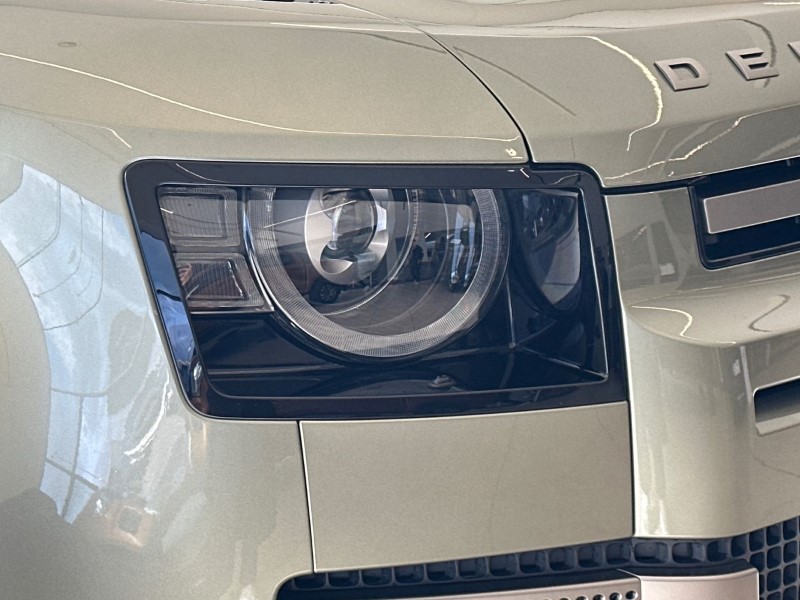 Used Land Rover Defender 2024 for sale - 77732693: Photo 17