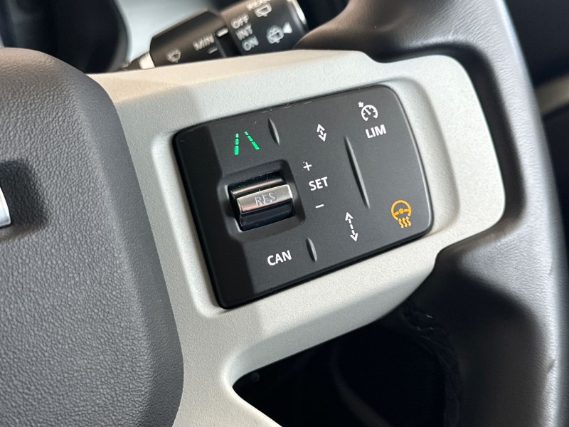 Used Land Rover Defender 2024 for sale - 77732693: Photo 26