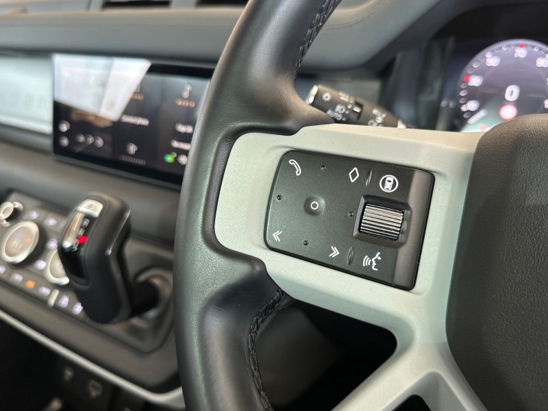 Used Land Rover Defender 2024 for sale - 77732693: Photo 27