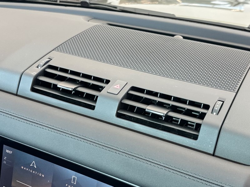 Used Land Rover Defender 2024 for sale - 77732693: Photo 34