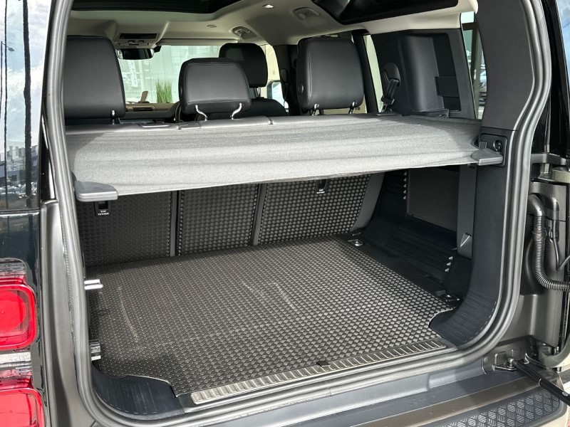 Used Land Rover Defender 2024 for sale - 77732693: Photo 39