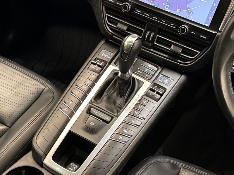 Used Porsche Macan 2021 for sale - 76981964: Photo 13