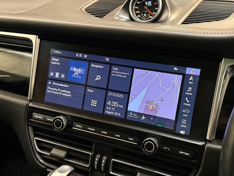 Used Porsche Macan 2021 for sale - 76981964: Photo 30