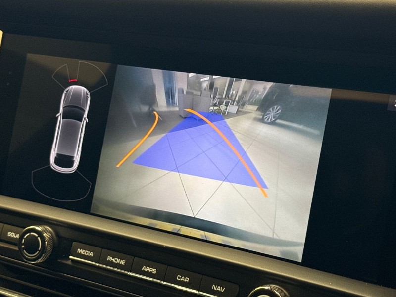 Used Porsche Macan 2021 for sale - 76981556: Photo 12