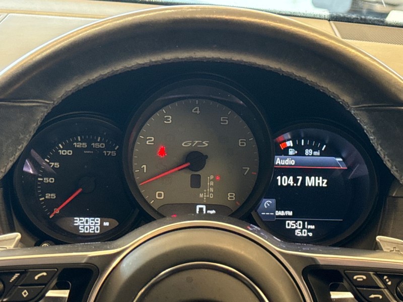 Used Porsche Macan 2021 for sale - 76981556: Photo 16