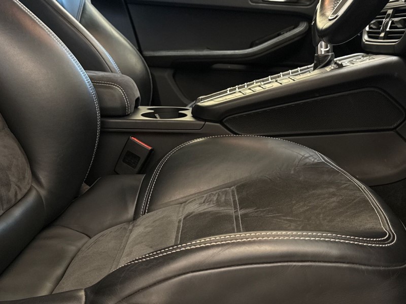 Used Porsche Macan 2021 for sale - 76981556: Photo 25