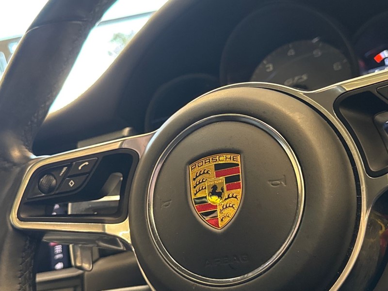 Used Porsche Macan 2021 for sale - 76981556: Photo 27