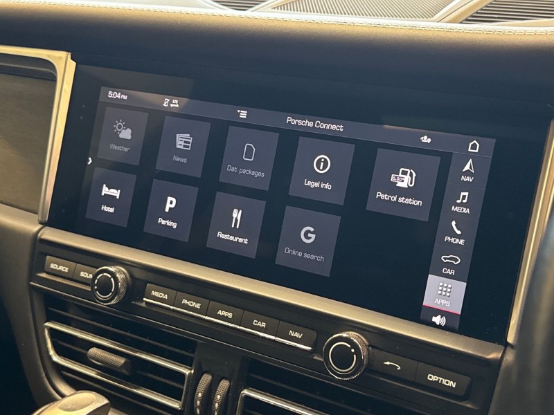 Used Porsche Macan 2021 for sale - 76981556: Photo 30