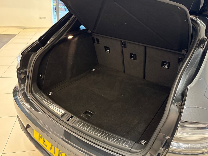 Used Porsche Macan 2021 for sale - 76981556: Photo 39