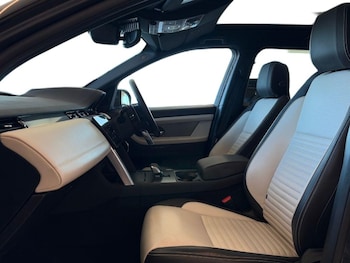 Used Land Rover Discovery Sport 2024 for sale - 78352797: Photo