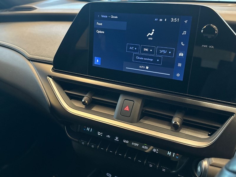 Used Lexus UX 2023 for sale - 77195347: Photo 30