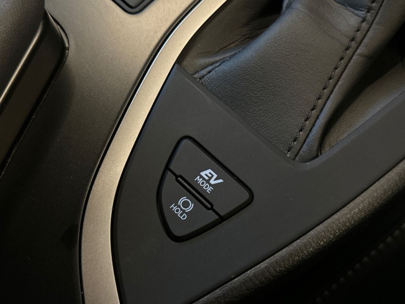 Used Lexus UX 2023 for sale - 77195347: Photo 31