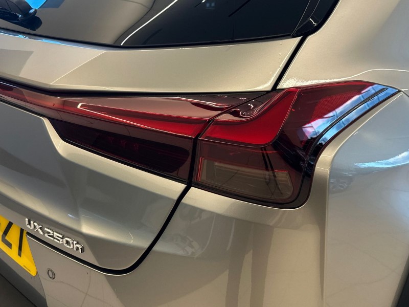 Used Lexus UX 2023 for sale - 77195347: Photo 43