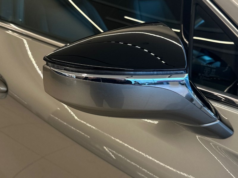 Used Lexus UX 2023 for sale - 77195347: Photo 46