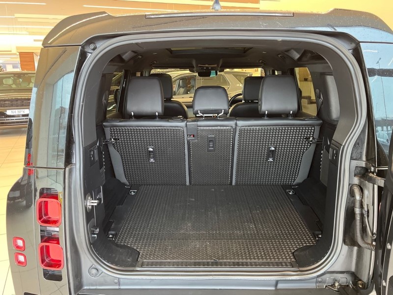 Used Land Rover Defender 2023 for sale - 76981616: Photo 10