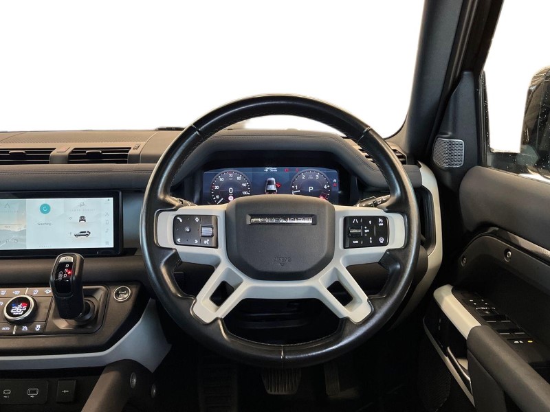 Used Land Rover Defender 2023 for sale - 76981616: Photo 15