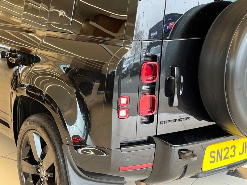 Used Land Rover Defender 2023 for sale - 76981616: Photo 19