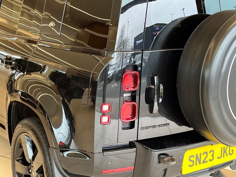 Used Land Rover Defender 2023 for sale - 76981616: Photo 46