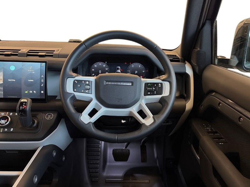 Used Land Rover Defender 2025 for sale - 77296719: Photo 15