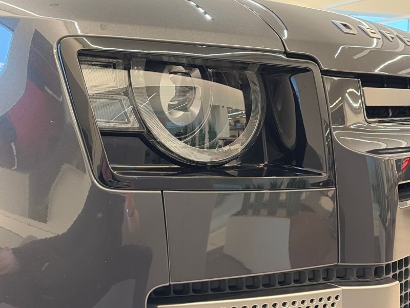 Used Land Rover Defender 2025 for sale - 77296719: Photo 17