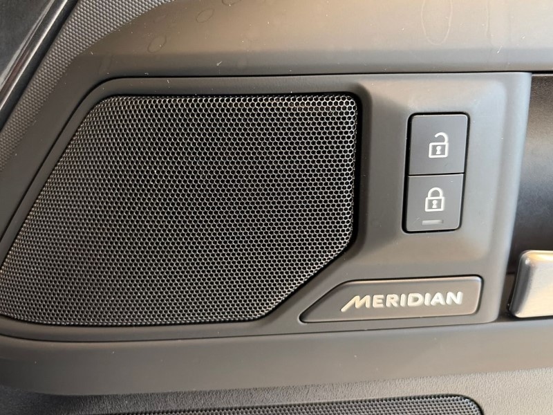 Used Land Rover Defender 2025 for sale - 77296719: Photo 28