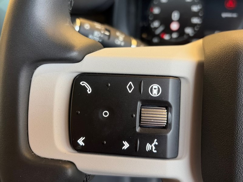 Used Land Rover Defender 2025 for sale - 77296719: Photo 29