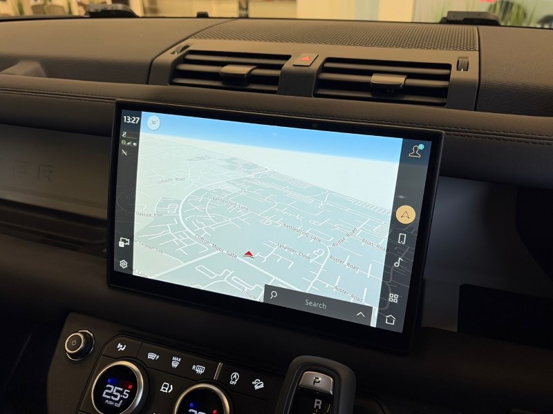 Used Land Rover Defender 2025 for sale - 77296719: Photo 32