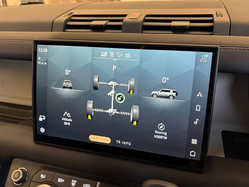 Used Land Rover Defender 2025 for sale - 77296719: Photo 40