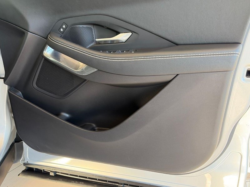 Used Jaguar E-Pace 2021 for sale - 76982399: Photo 23