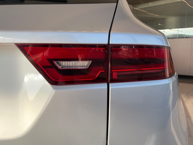 Used Jaguar E-Pace 2021 for sale - 76982399: Photo 50