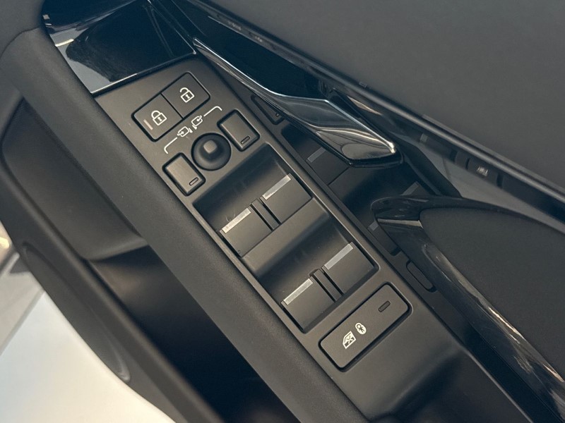 Used Land Rover Range Rover Evoque 2025 for sale - 78092999: Photo 24