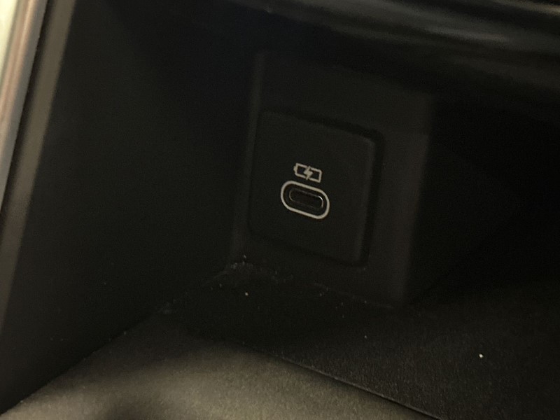 Used Land Rover Discovery 2022 for sale - 77248095: Photo 35