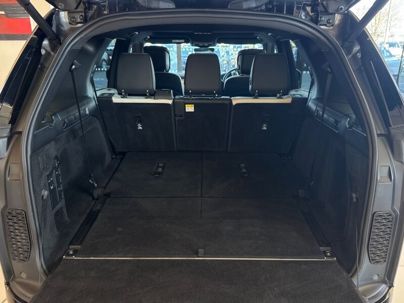 Used Land Rover Discovery 2023 for sale - 77742675: Photo 10