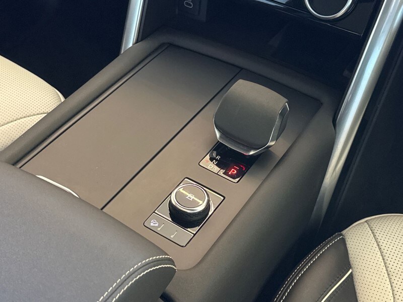 Used Land Rover Discovery 2023 for sale - 77742675: Photo 13