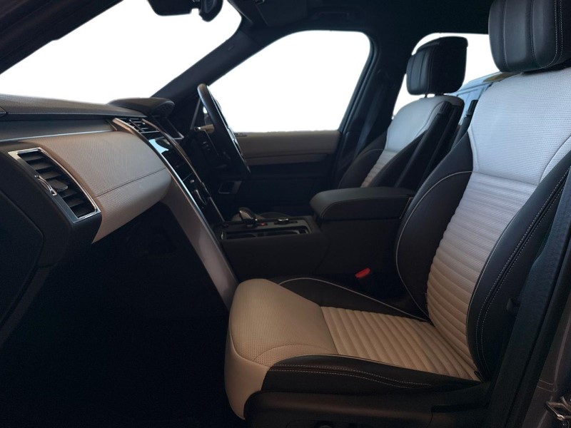 Used Land Rover Discovery 2023 for sale - 77742675: Photo 3