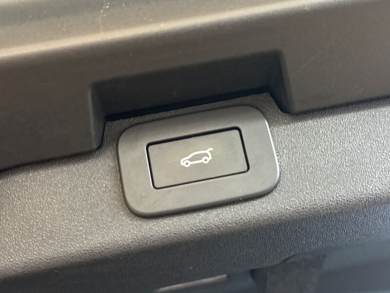 Used Land Rover Discovery 2023 for sale - 77742675: Photo 38