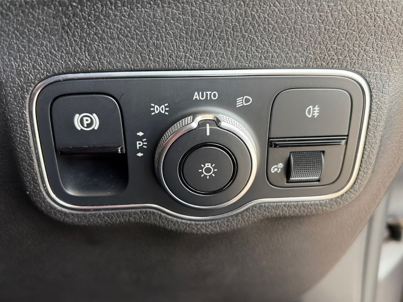 Used Mercedes-Benz GLB 2020 for sale - 77367189: Photo 26