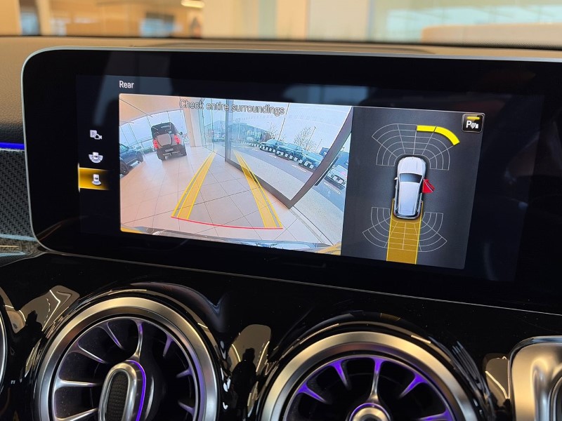 Used Mercedes-Benz GLB 2020 for sale - 77367189: Photo 31