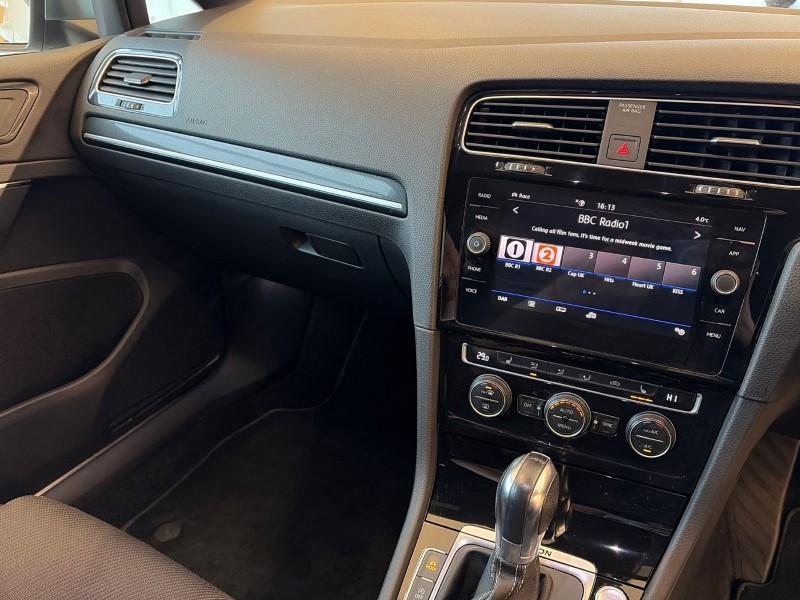 Used Volkswagen Golf 2019 for sale - 77602061: Photo 37